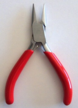 Pliers Chain Nose Serrated Jaw